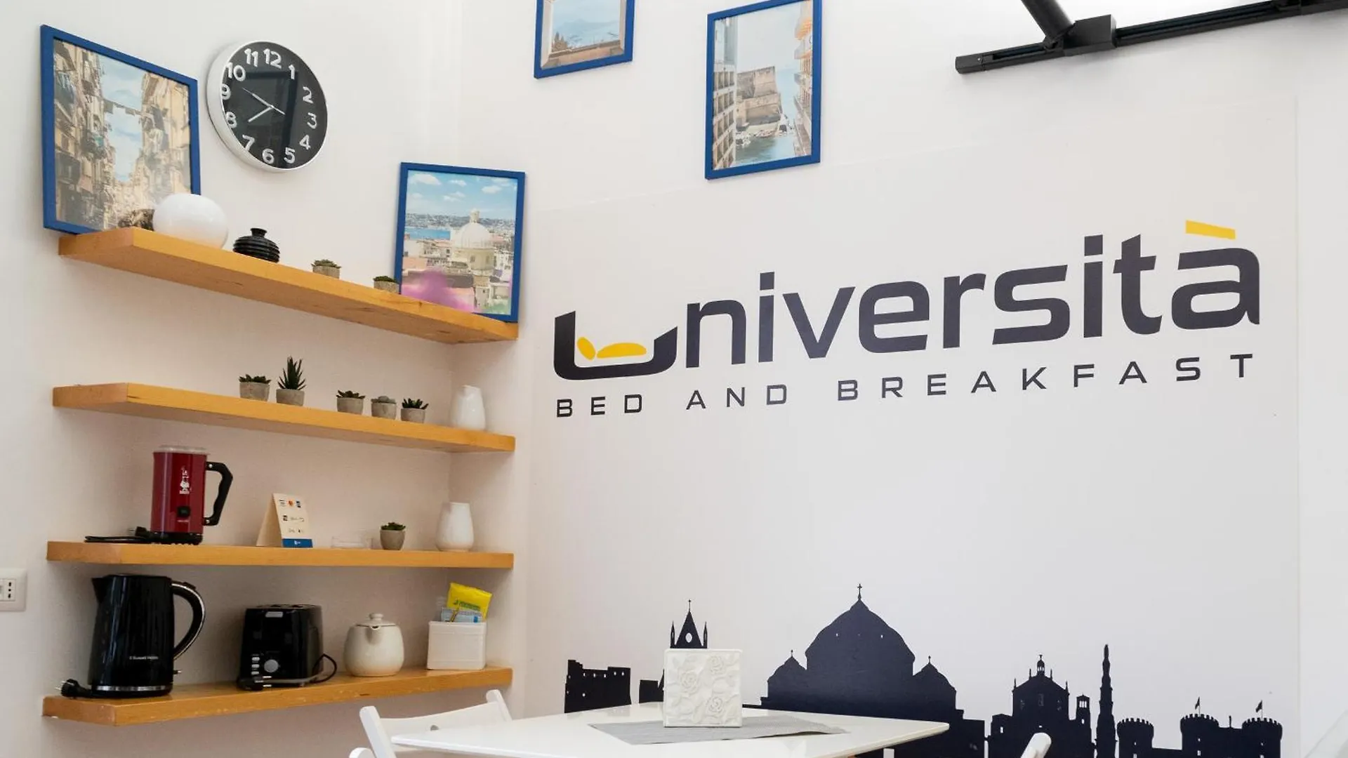 B&B Università Napoli Bed & Breakfast