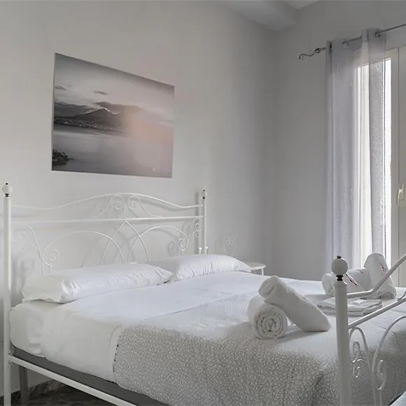 B&B Universita Neapol 2*,