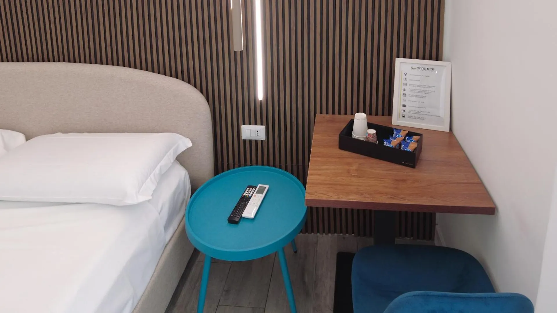Nocleg ze śniadaniem B&B Universita Neapol