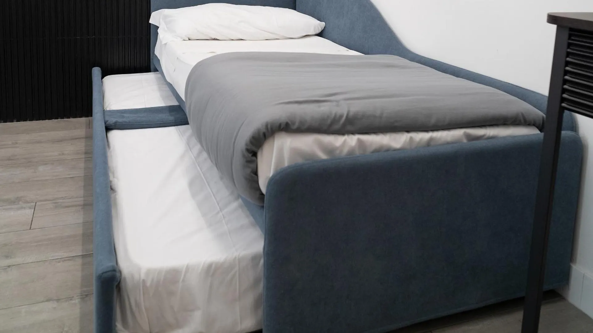 ** Nocleg ze śniadaniem B&B Universita Neapol Włochy