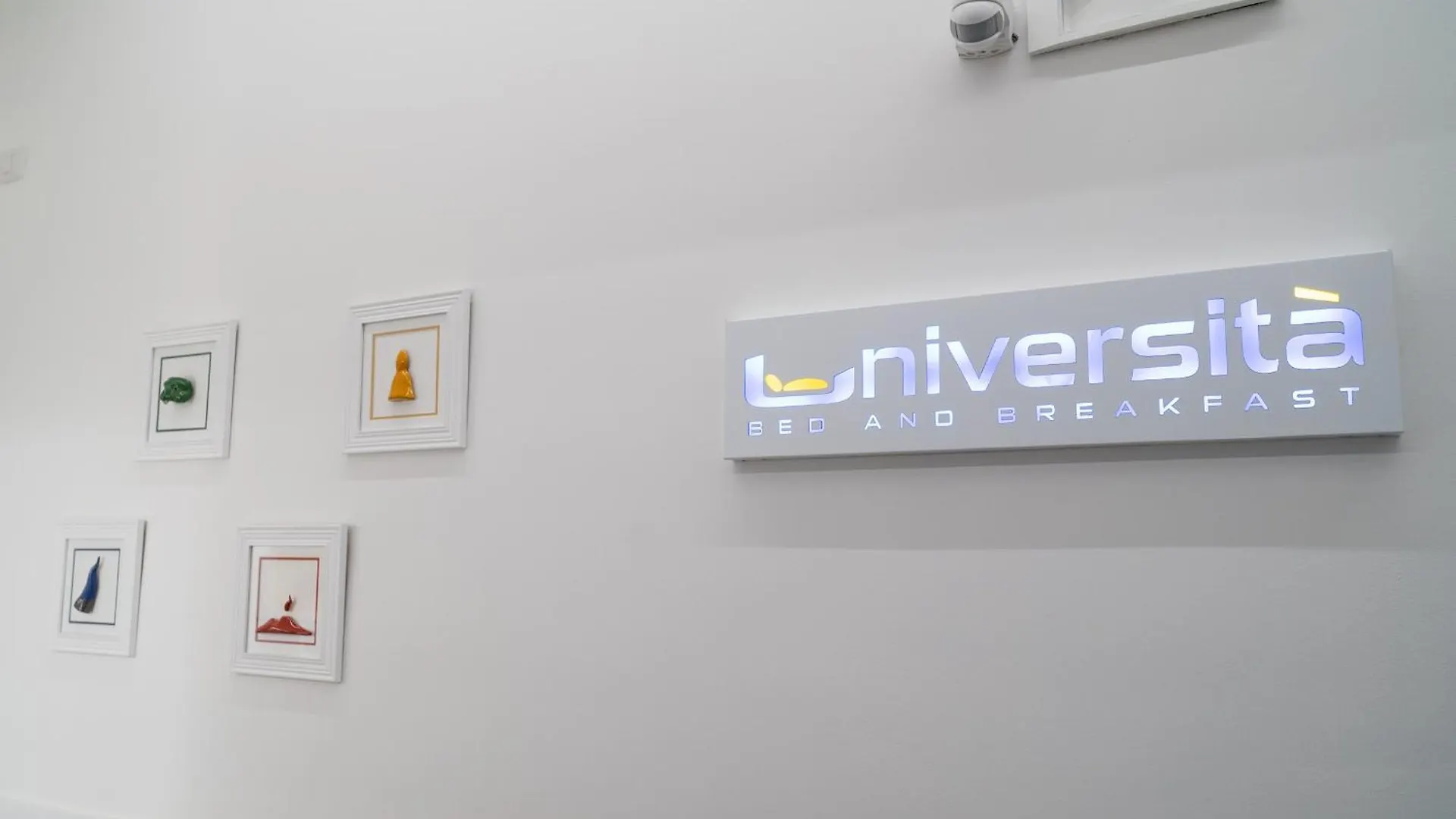 B&B Universita Neapol Nocleg ze śniadaniem
